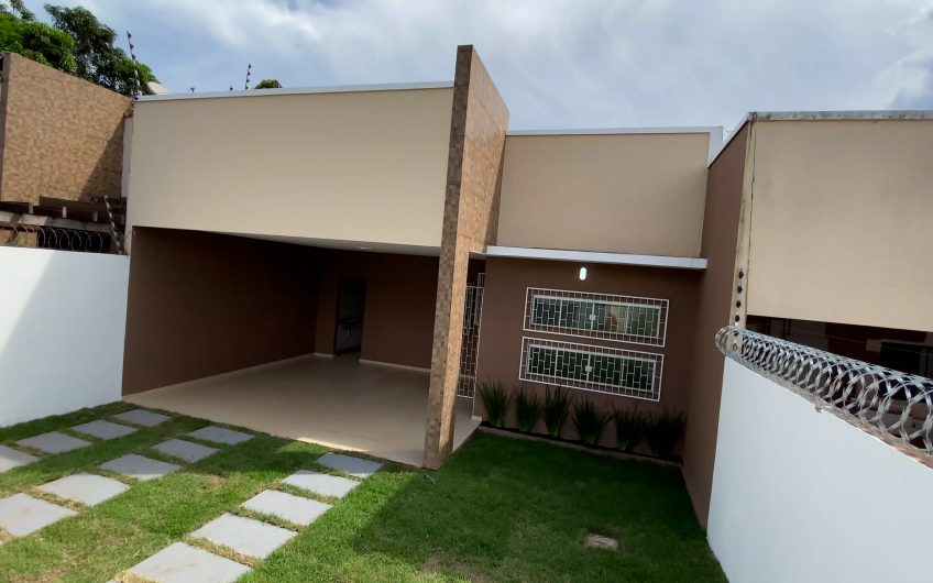 VENDE-SE Casa  no Bairro Diamantino